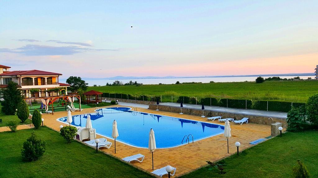 Panoramic Sea View Apartment Равда Экстерьер фото